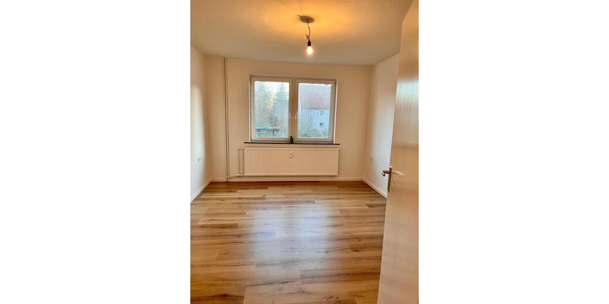 Erdgeschoßwohnung Salzgitter Ortschaft Südost - 3 Zimmer, 60 m&sup2;, 360&euro; | Angebot:24394763