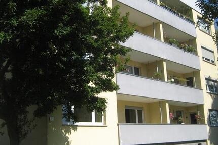 Heute ein König: Ihr neuer Balkon mit Blick ins Grüne. zimmer