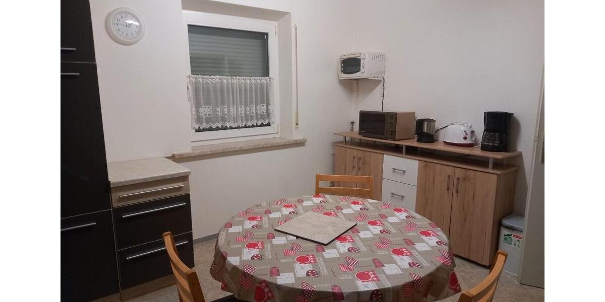 Etagenwohnung Arzberg - 2 Zimmer, 40 m&sup2;, 75&euro; | Angebot:26546224