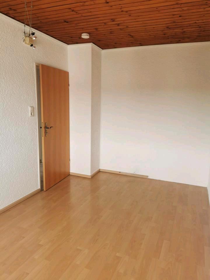 Helle 4-Zimmer-Wohnung in Hanau-KleinAuheim zu vermieten