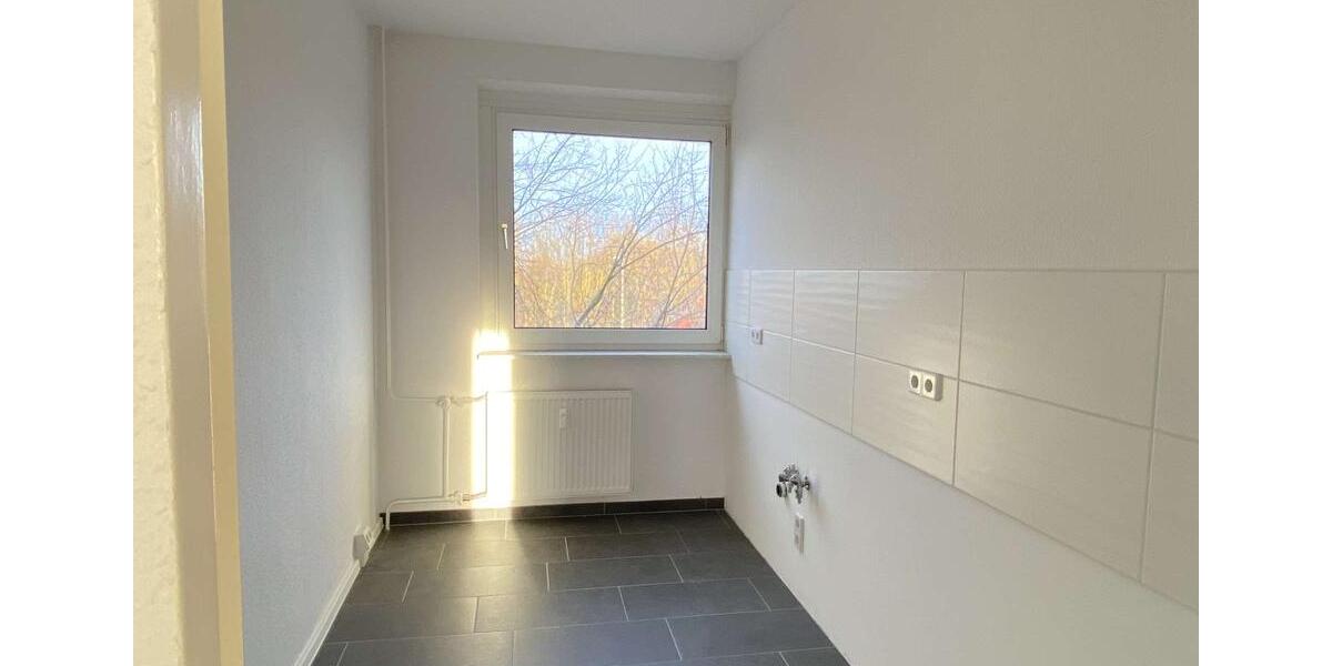 Etagenwohnung Nobitz - 4 Zimmer, 74 m&sup2;, 372&euro; | Angebot:25419121