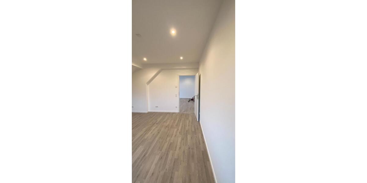 Dachgeschoßwohnung Heusweiler - 3 Zimmer, 88 m&sup2;, 790&euro; | Angebot:26538704