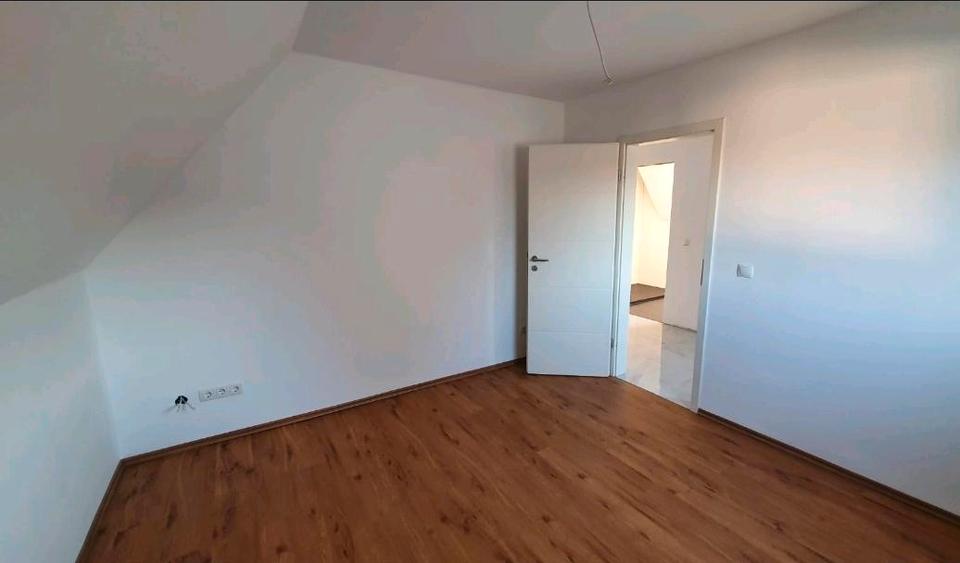 Etagenwohnung Neustadt an der Weinstraße Diedesfeld - 3.5 Zimmer, 100 m&sup2;, 1.200&euro; | Angebot:26664240