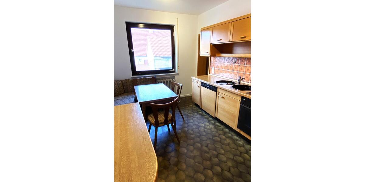 Erdgeschoßwohnung Wehretal - 4 Zimmer, 115 m&sup2;, 800&euro; | Angebot:25841075