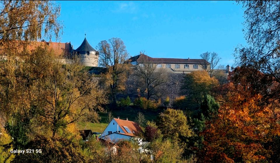 Etagenwohnung Kronach - 4 Zimmer, 130 m&sup2;, 900&euro; | Angebot:25931411