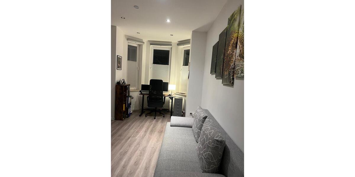 Erdgeschoßwohnung Siegen - 3 Zimmer, 90 m&sup2;, 990&euro; | Angebot:24804568