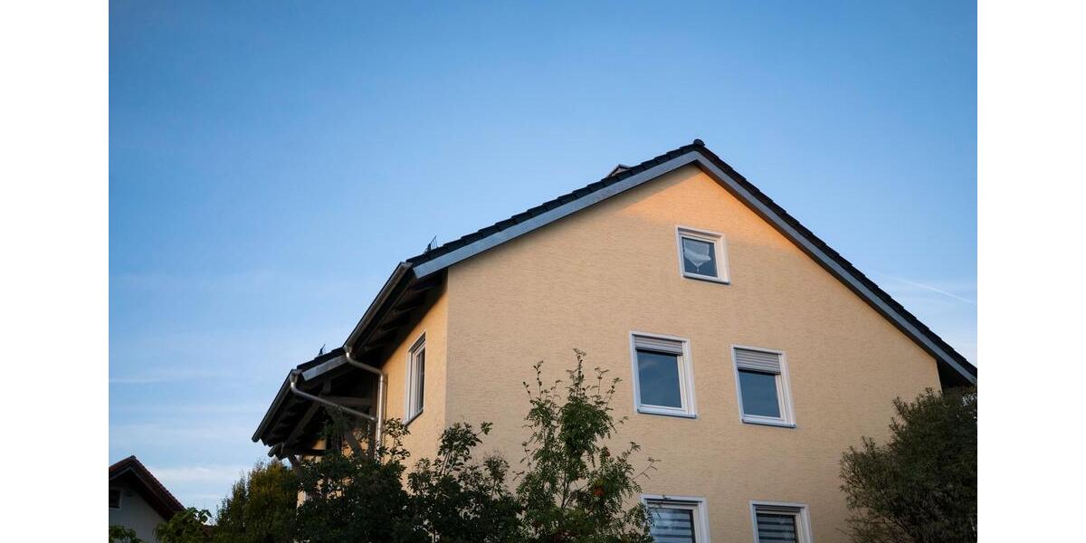 Etagenwohnung Schwarzenbach - 4 Zimmer, 100 m&sup2;, 830&euro; | Angebot:24653191