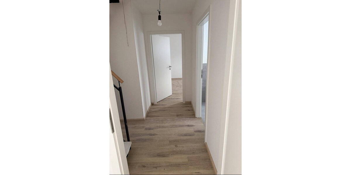 Etagenwohnung Crailsheim - 3 Zimmer, 102 m&sup2;, 1.260&euro; | Angebot:26203888