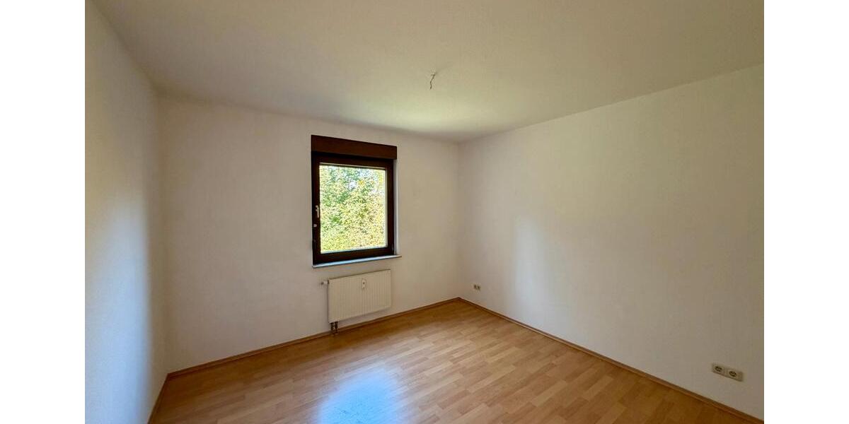 Erdgeschoßwohnung Weißenfels - 2 Zimmer, 50 m&sup2;, 350&euro; | Angebot:25364624