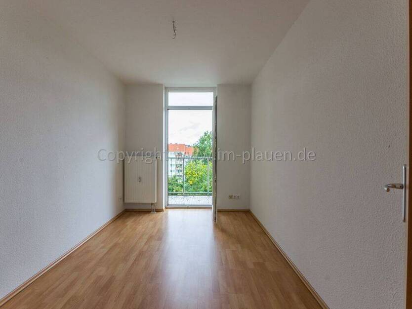 2 Zimmer plus ArbeitsZimmer - 2.OG mit Balkon - modernes BadeZimmer - zur Miete in Plauen