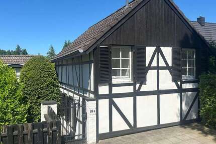 Wohnung Königswinter - 2.5 Zimmer, 70 m&sup2;, 1.150&euro; | Angebot:26686428