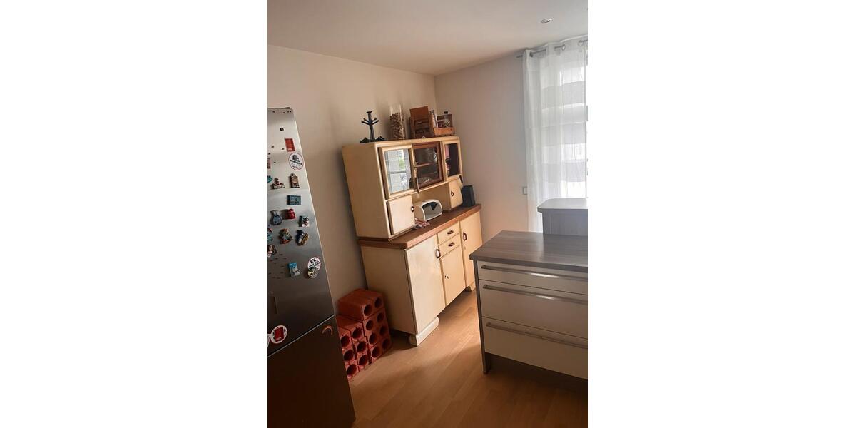 Hochparterre Ludwigshafen am Rhein Ludwigshafen-Hemshof - 2 Zimmer, 76 m&sup2;, 1.500&euro; | Angebot:26375462