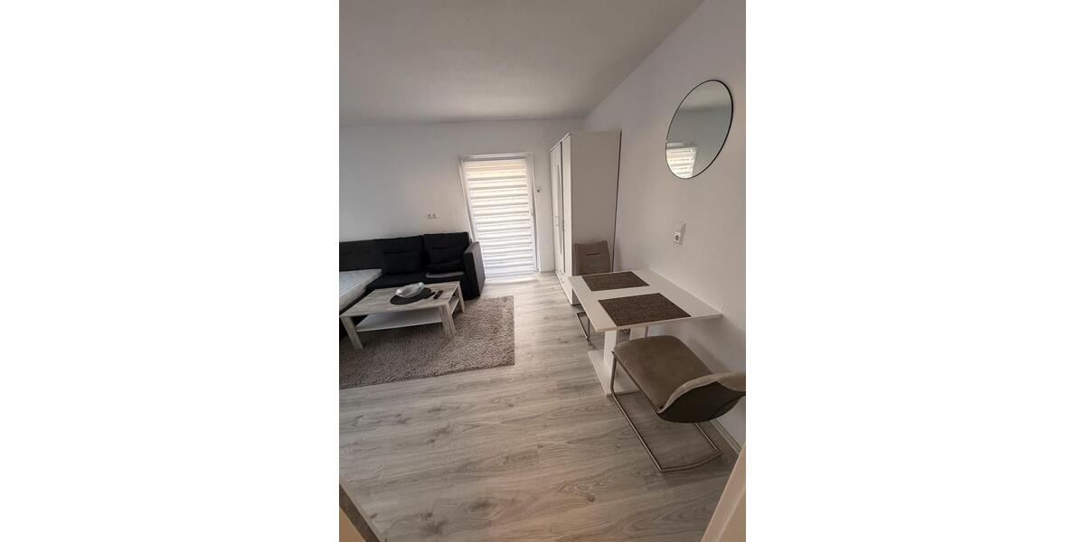Erdgeschoßwohnung Singen (Hohentwiel) - 2 Zimmer, 50 m&sup2;, 900&euro; | Angebot:26636276