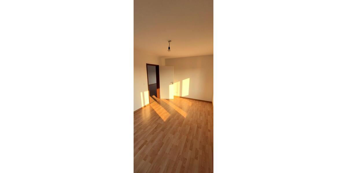 Etagenwohnung Hannover Buchholz-Kleefeld - 3 Zimmer, 81 m&sup2;, 720&euro; | Angebot:25443300