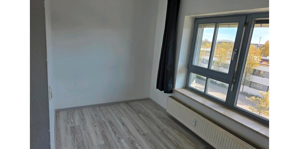Dachgeschoßwohnung Regensburg Konradsiedlung - 1 Zimmer, 21 m&sup2;, 500&euro; | Angebot:26113341