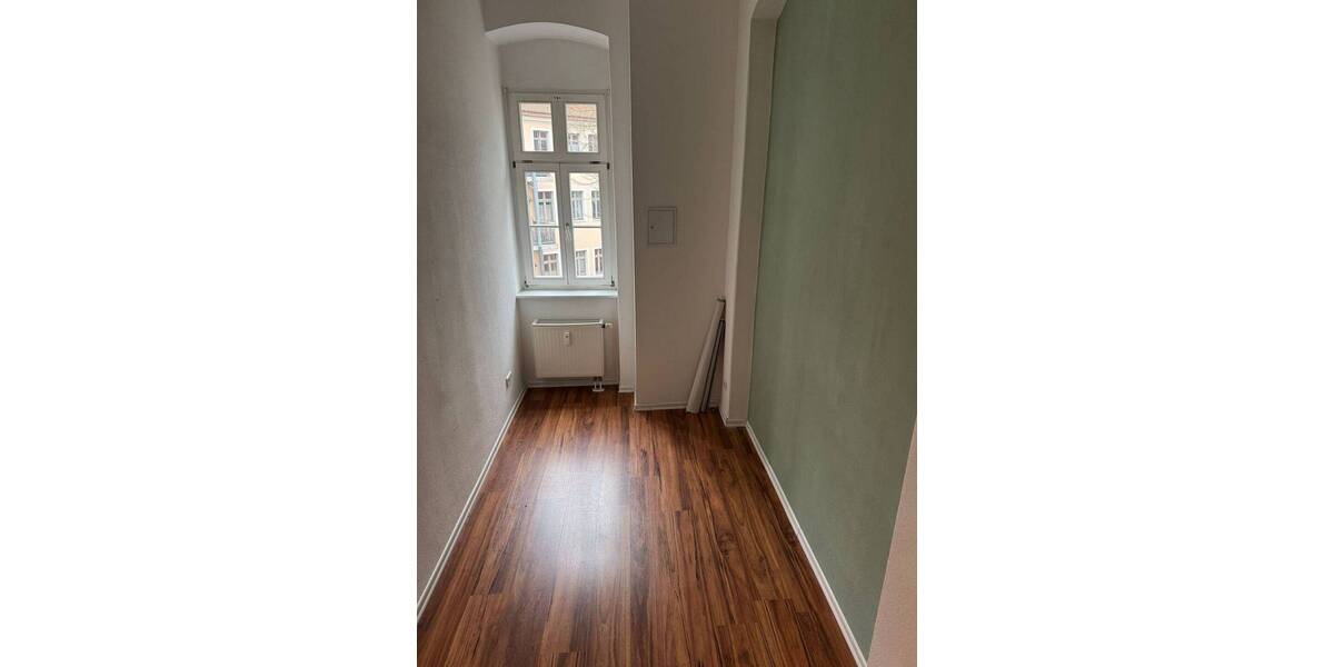 Etagenwohnung Görlitz Altstadt - 4 Zimmer, 83 m&sup2;, 600&euro; | Angebot:26080723