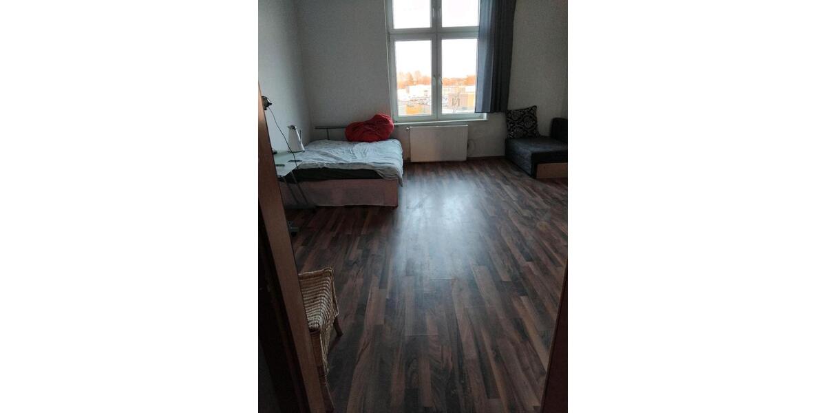 Dachgeschoßwohnung Bochum Bochum-Mitte - 4 Zimmer, 47 m&sup2;, 550&euro; | Angebot:26347716