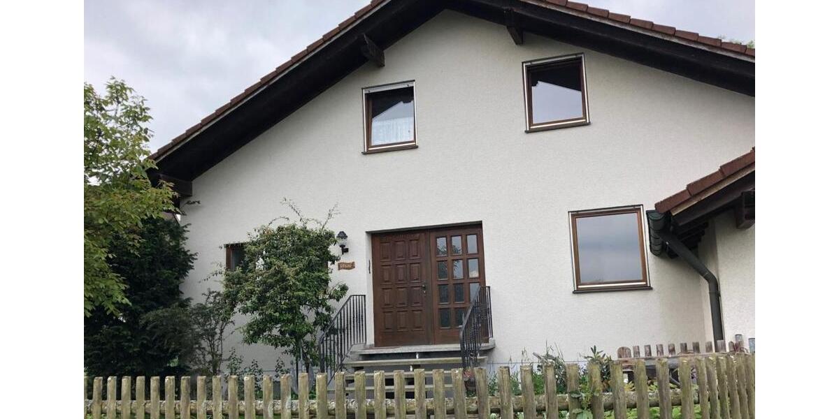 Erdgeschoßwohnung Reichertshofen - 4.5 Zimmer, 120 m&sup2;, 1.300&euro; | Angebot:25570337