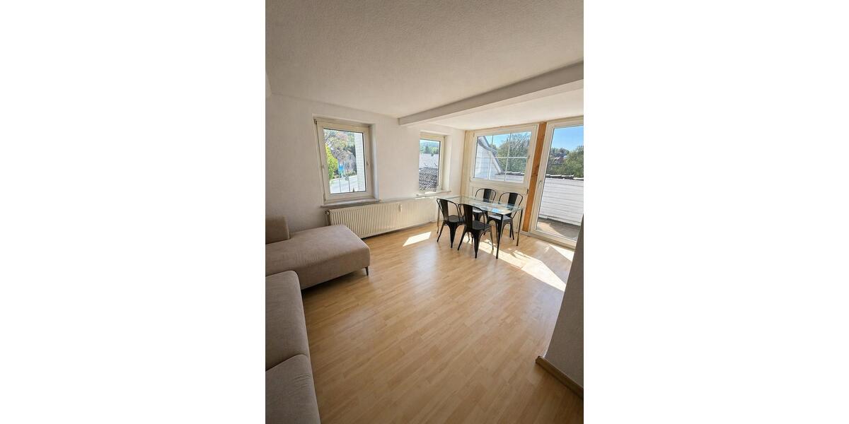 Dachgeschoßwohnung Lübbecke - 3.5 Zimmer, 89 m&sup2;, 650&euro; | Angebot:26409885