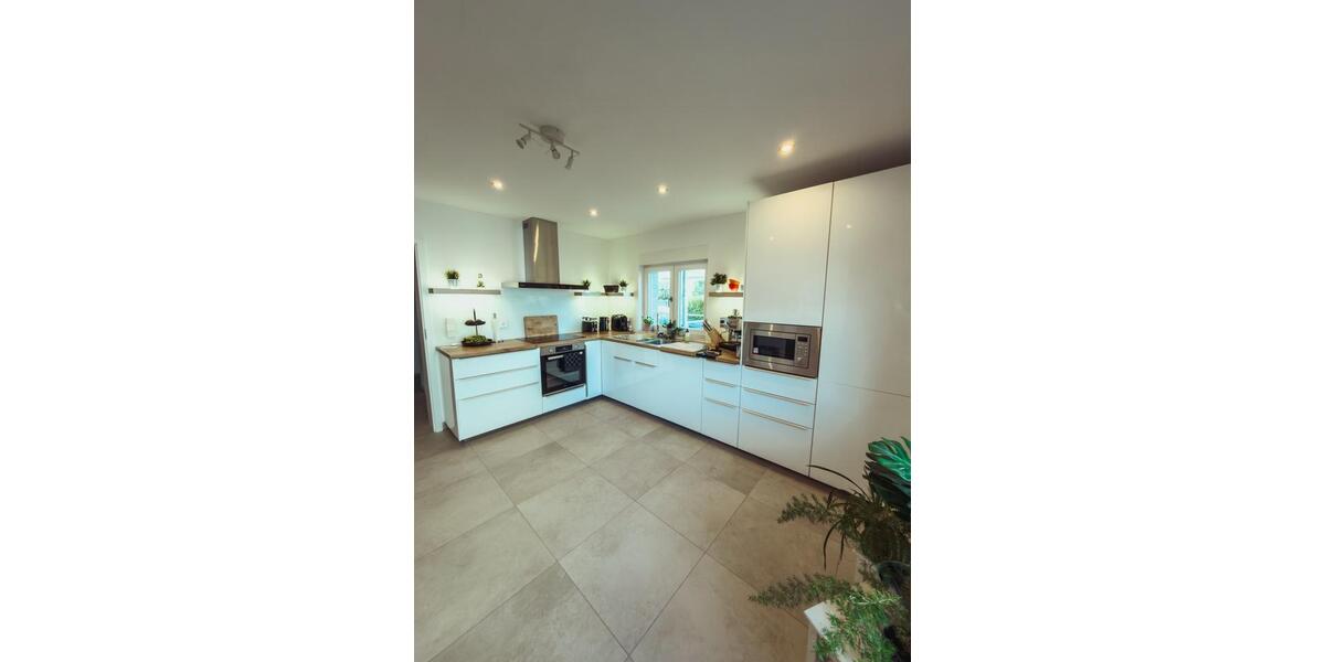 Doppelhaushälfte Wolfsburg - 5 Zimmer, 133 m&sup2;, 1.950&euro; | Angebot:25612679