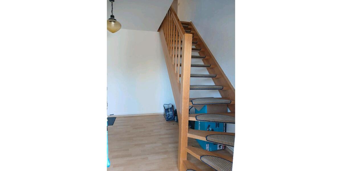 Dachgeschoßwohnung Waren (Müritz) - 3 Zimmer, 160 m&sup2;, 720&euro; | Angebot:25988395