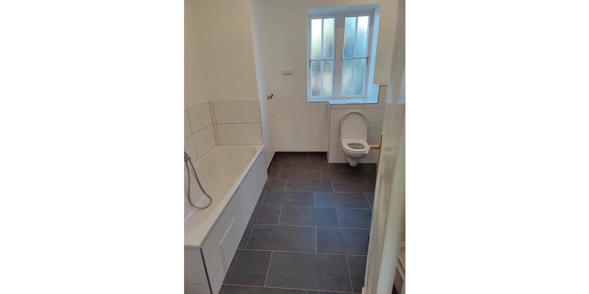 Etagenwohnung Glücksburg (Ostsee) - 4.5 Zimmer, 111 m&sup2;, 1.060&euro; | Angebot:26660172