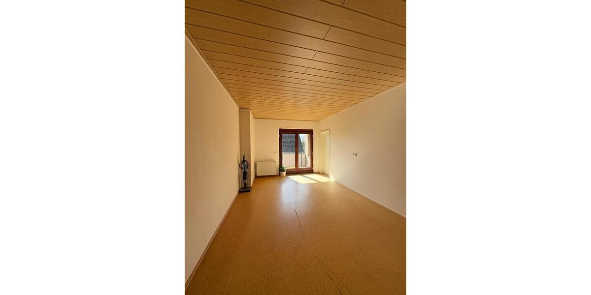 Dachgeschoßwohnung Oldenburg Alexandersfeld - 3 Zimmer, 70 m&sup2;, 1.050&euro; | Angebot:25919908