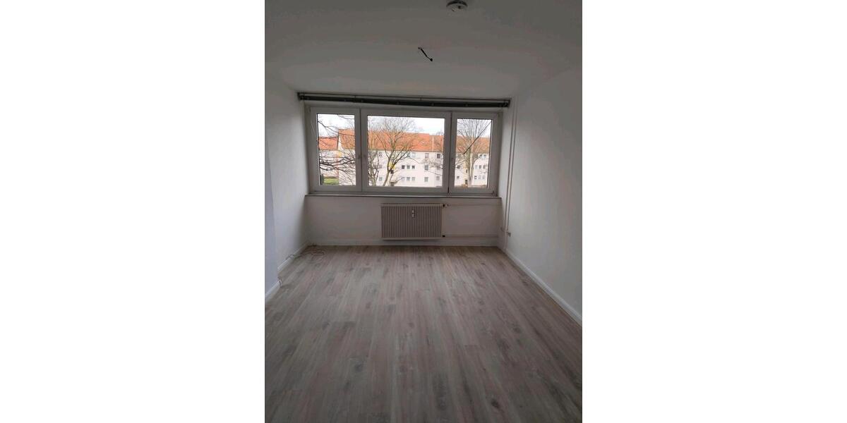 Etagenwohnung Salzgitter - 2 Zimmer, 48 m&sup2;, 584&euro; | Angebot:24805436
