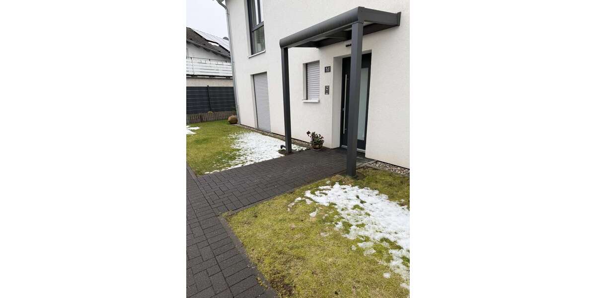 Etagenwohnung Leichlingen Bechhausen - 3 Zimmer, 104 m&sup2;, 1.450&euro; | Angebot:25180732