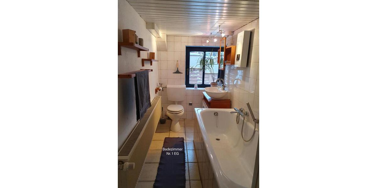 4 Zimmer + KKD2B mit besonderem Charme im Altbau zu mieten 4 zimmer