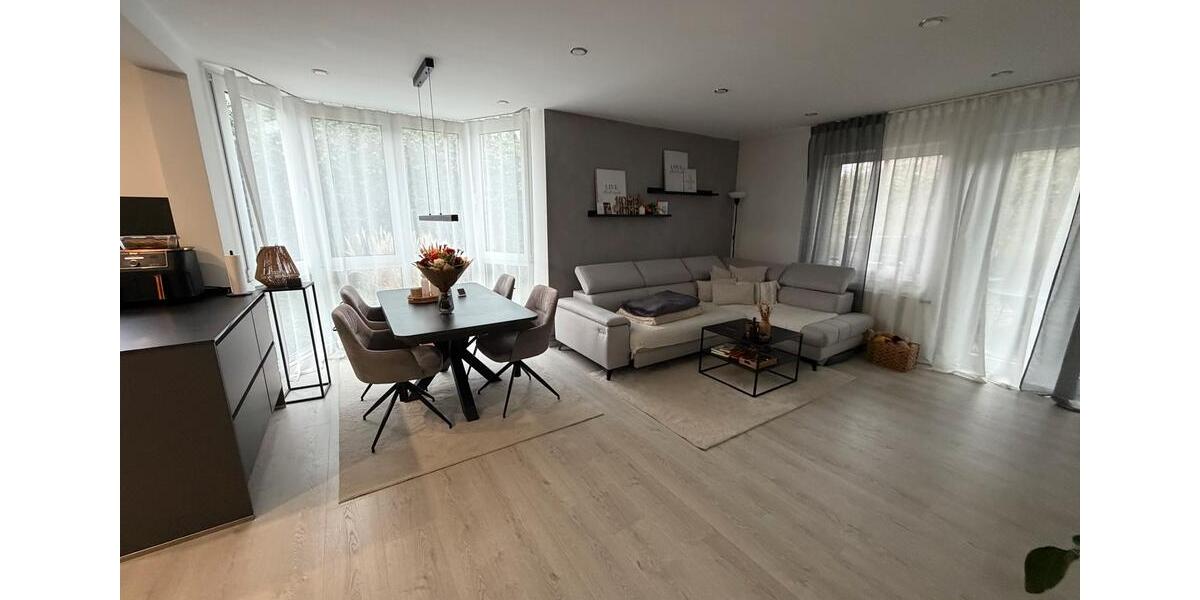 Erdgeschoßwohnung Hochheim am Main - 2 Zimmer, 67 m&sup2;, 1.140&euro; | Angebot:26272097