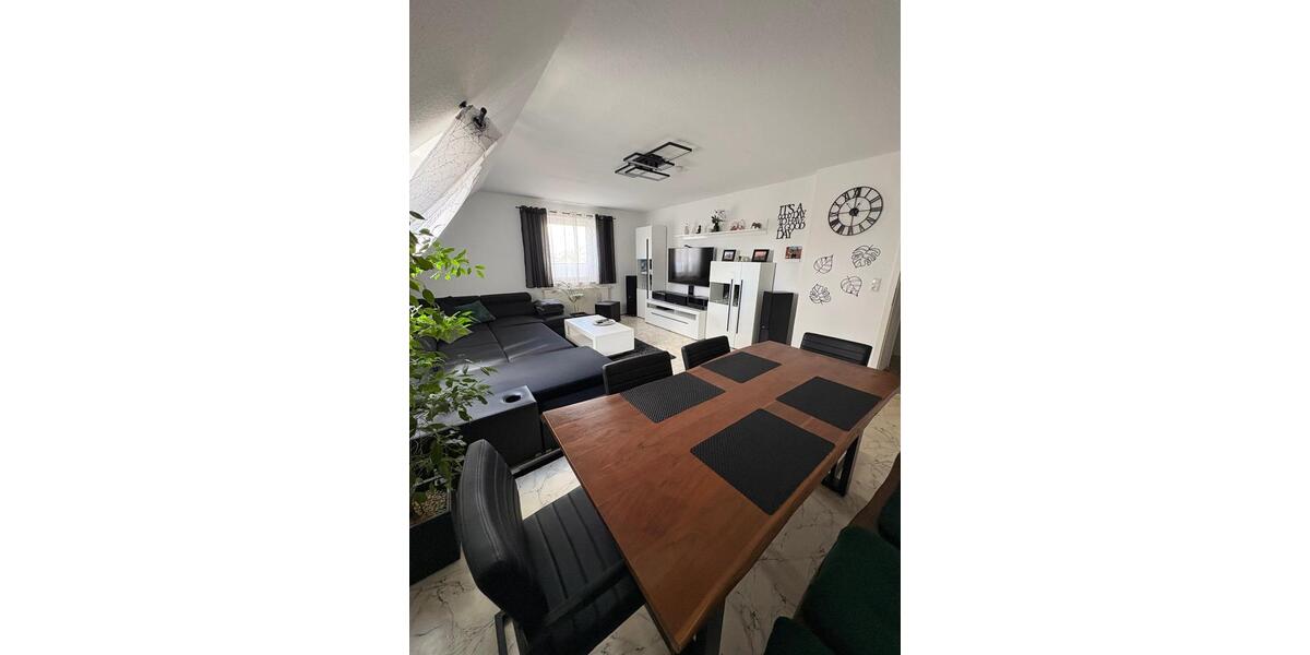 Dachgeschoßwohnung Aurach - 4 Zimmer, 105 m&sup2;, 580&euro; | Angebot:26049418