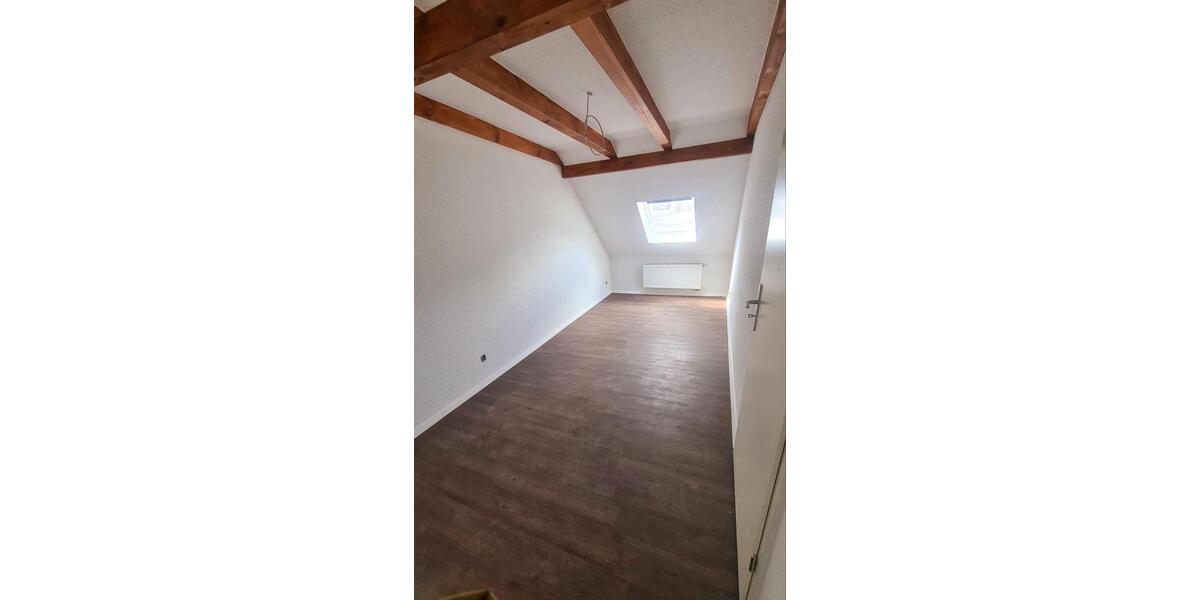 Dachgeschoßwohnung Leer (Ostfriesland) - 3 Zimmer, 62 m&sup2;, 740&euro; | Angebot:26579191