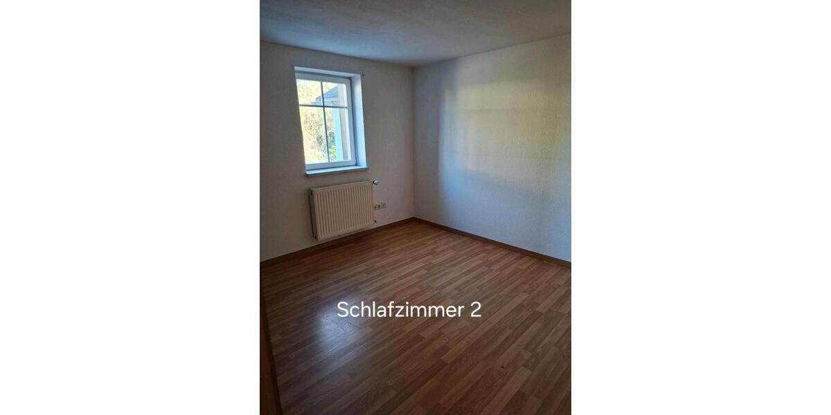 Etagenwohnung Dippoldiswalde - 4 Zimmer, 82 m&sup2;, 600&euro; | Angebot:26105046