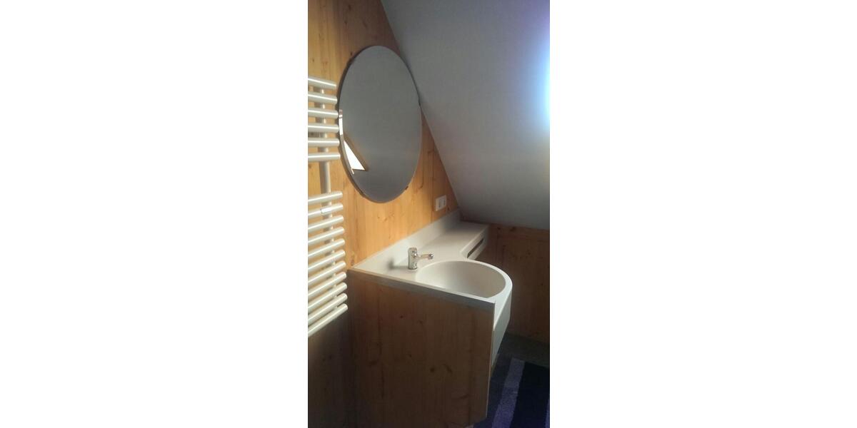 Etagenwohnung Erdweg - 1 Zimmer, 20 m&sup2;, 400&euro; | Angebot:25883148