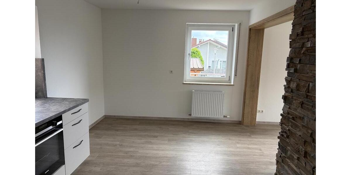 Erdgeschoßwohnung Neureichenau - 5 Zimmer, 125 m&sup2;, 950&euro; | Angebot:26578663