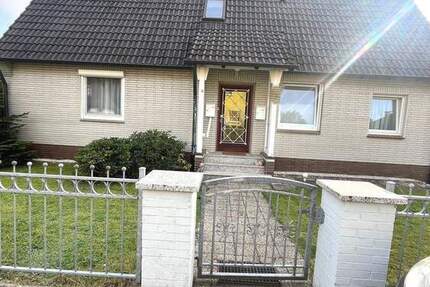 EG-WOHNUNG in einem Zwei-Familienhaus in ACHIM- BIERDEN mit GARTEN 4 zimmer