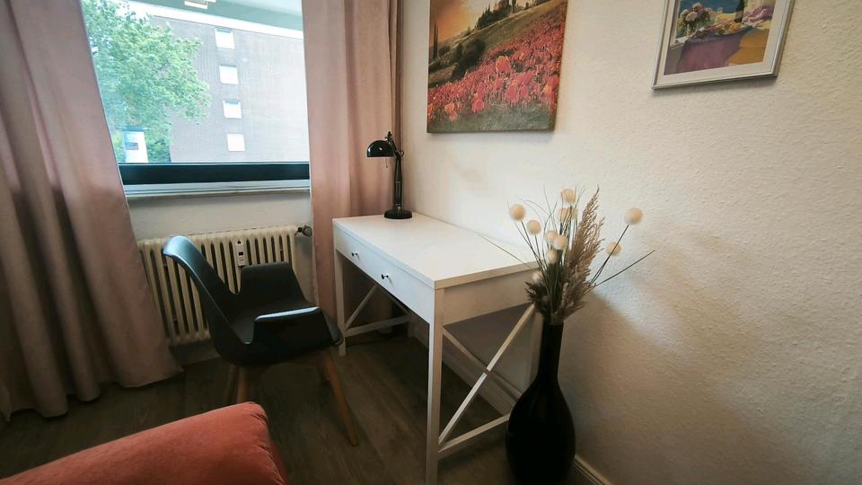 Erdgeschoßwohnung Hannover Buchholz-Kleefeld - 1 Zimmer, 97 m&sup2;, 340&euro; | Angebot:26578137