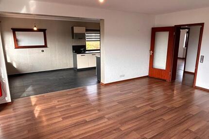 Wohnung Bruchsal - 4 Zimmer, 112 m&sup2;, 1.350&euro; | Angebot:26267526