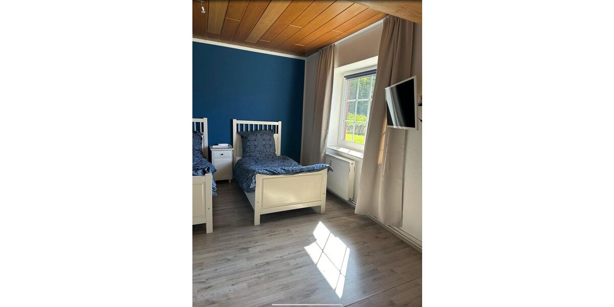 Wohnen auf Zeit Geestland Bad Bederkesa - 4 Zimmer, 120 m&sup2;, 100&euro; | Angebot:25935086