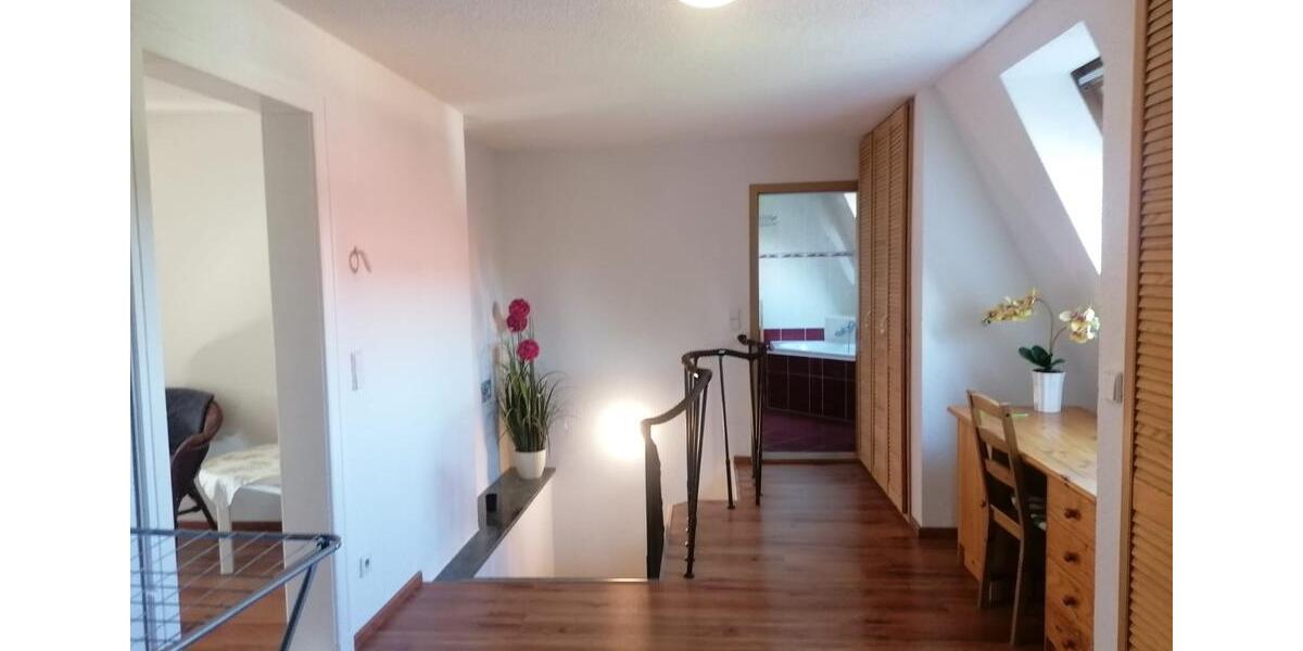 Etagenwohnung Kolkwitz - 3 Zimmer, 90 m&sup2;, 900&euro; | Angebot:24741000