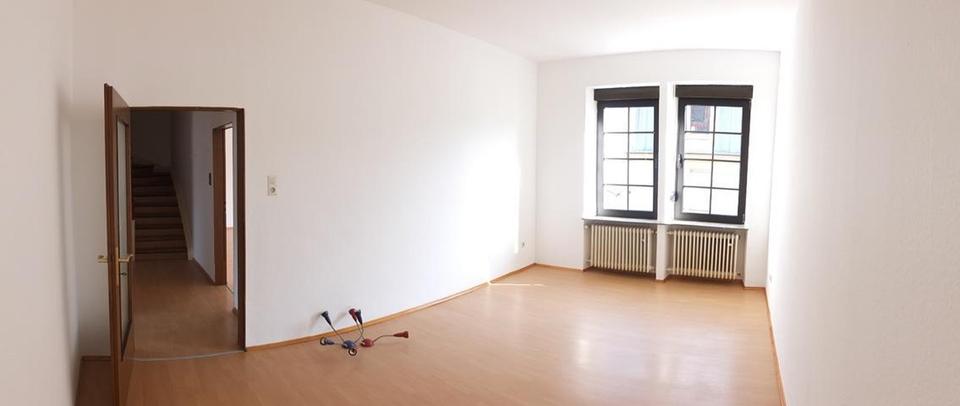 Maisonettenwohnung Rodalben - 7 Zimmer, 180 m&sup2;, 1.180&euro; | Angebot:24335864