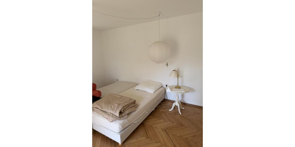 Etagenwohnung Schwabmünchen - 10 Zimmer, 200 m&sup2;, 1.900&euro; | Angebot:26251913