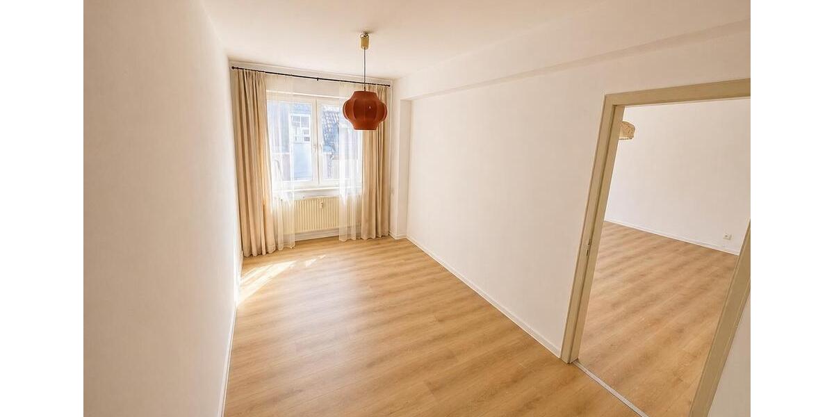 Etagenwohnung Meckenheim - 3 Zimmer, 96 m&sup2;, 1.400&euro; | Angebot:26381639