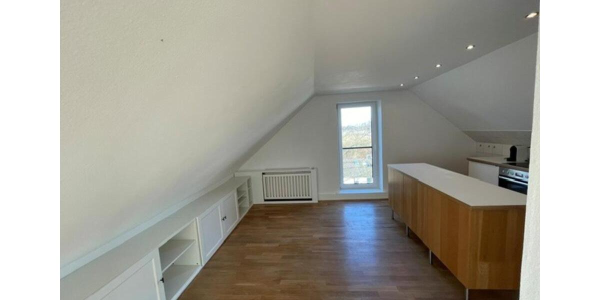Dachgeschoßwohnung Iserlohn - 2 Zimmer, 53 m&sup2;, 470&euro; | Angebot:25148807
