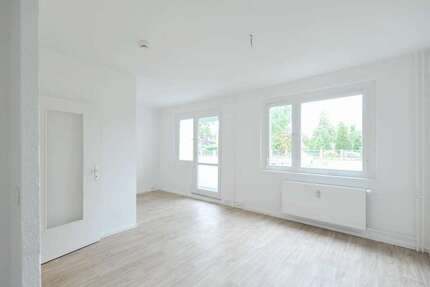 Wohnung zum Mieten in Halle 258 € 32.16 m²