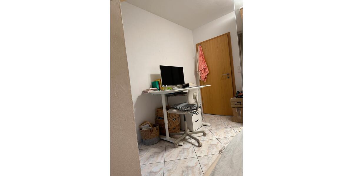 Wohnen auf Zeit Köln Chorweiler - 1 Zimmer, 10 m&sup2;, 450&euro; | Angebot:26373211