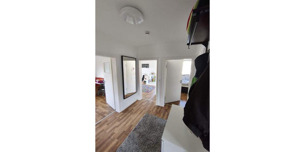 Etagenwohnung Seesen - 3 Zimmer, 85 m&sup2;, 510&euro; | Angebot:25685499