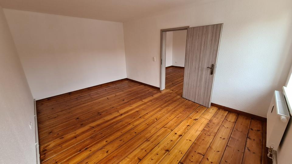 Etagenwohnung Lüdersdorf - 2 Zimmer, 68 m&sup2;, 580&euro; | Angebot:24847091