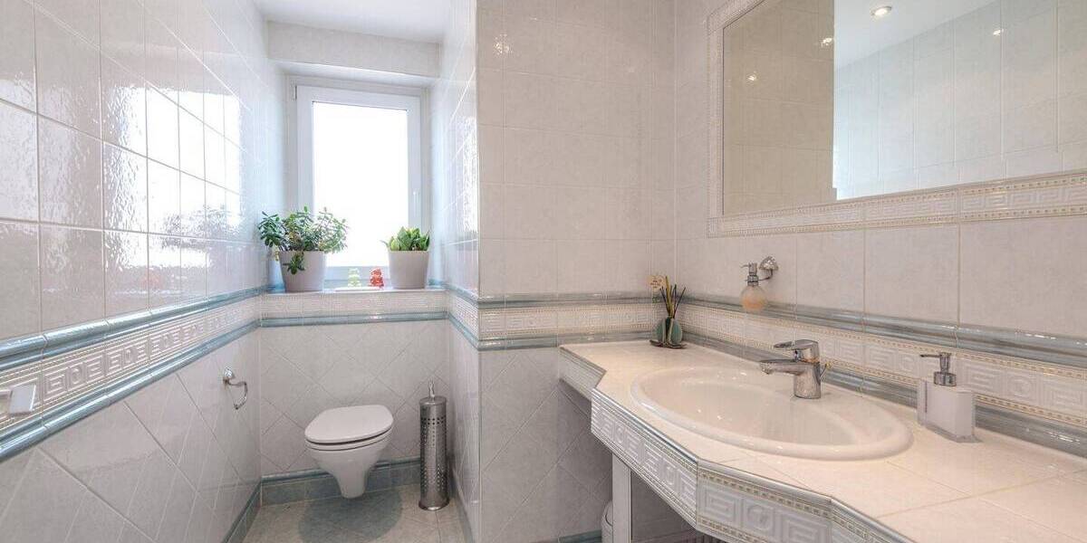 Doppelhaushälfte München Aubing-Lochhausen-Langwied - 5 Zimmer, 211 m&sup2;, 2.950&euro; | Angebot:26833662